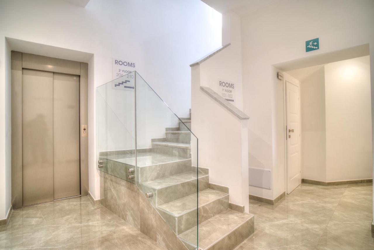 Hotel Porto Di Roma Civitavecchia Exterior photo